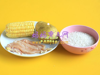 10-12個(gè)月寶寶輔食食譜——雞蓉玉米粥