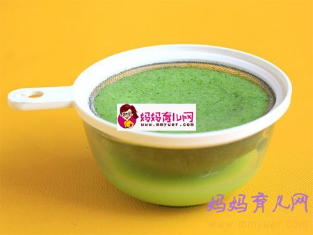 一歲寶寶維生素食譜 西蘭菜花汁的做法（圖解）