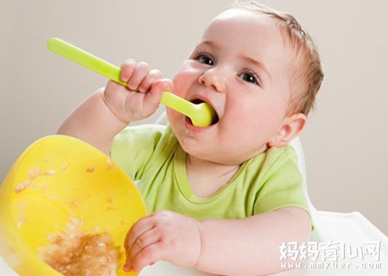宝宝不爱吃饭怎么办 做到两点让孩子爱上吃饭