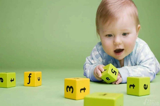 【情】宝宝智力发育阶段有哪些 家长需记住这五个阶段
