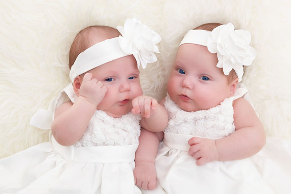2019年双胞胎宝宝小名 每一个名字都好听又独特