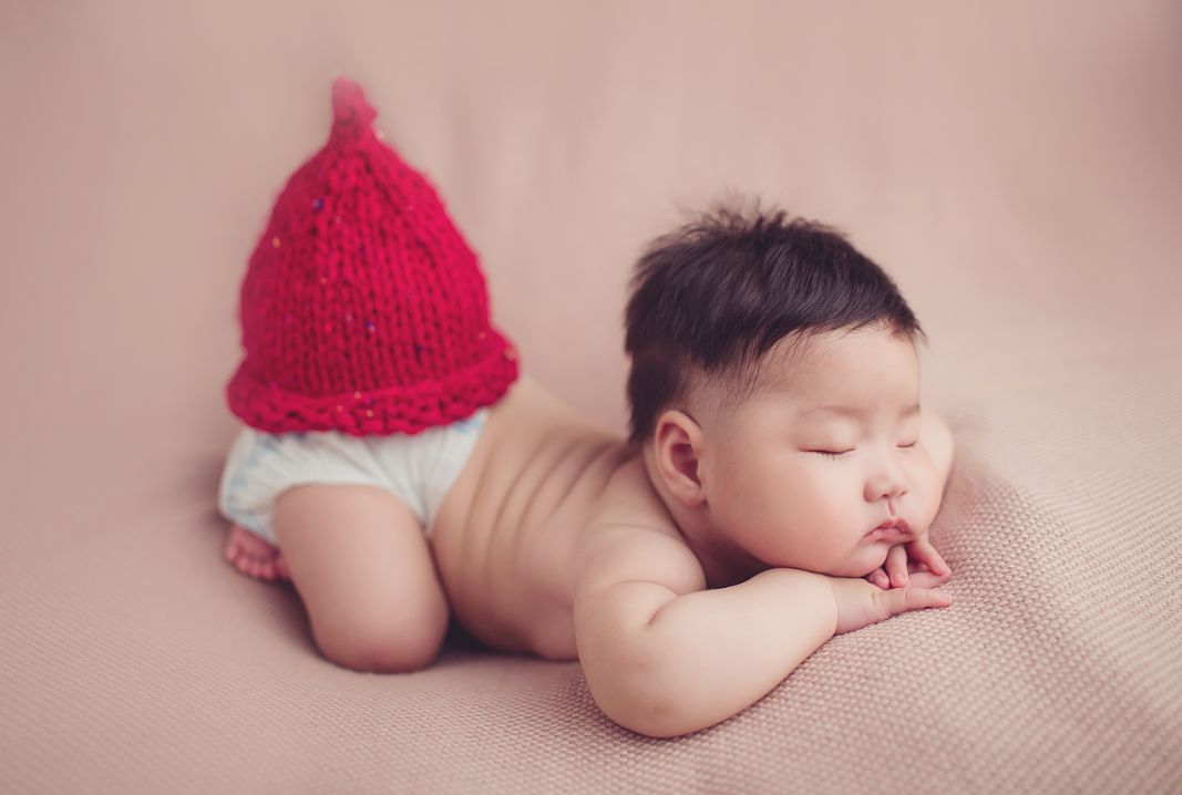 【情】女宝宝头型矫正都有哪些误区是需要注意的？如何睡出好头型？