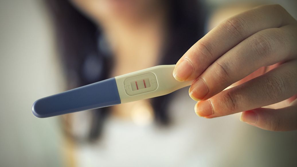 怀孕一周的表现有哪些 怀孕多久能用验孕棒测出来