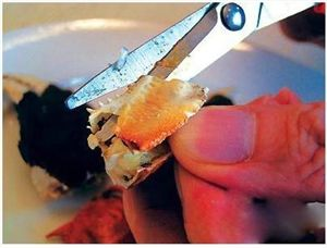 新手怎么吃螃蟹 十个步骤图解教你吃