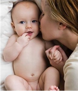 女婴护理的正确方法——新生女婴私处护理篇