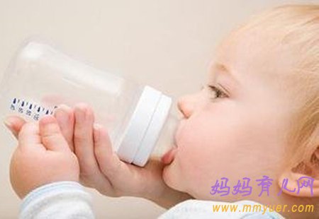 宝宝不吃奶瓶怎么办？