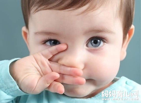 小孩子爱用手搓鼻子 警惕是过敏性鼻炎的症状表现