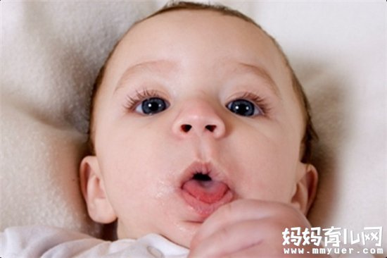 秋天为什么宝宝总是干咳 小孩咳嗽吃啥好的快