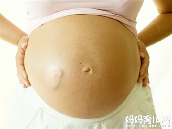 宝宝在踢我 教孕妈妈听懂胎动的秘密(2)