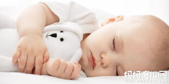 2岁宝宝睡眠时间标准 看看你的孩子睡够了没(