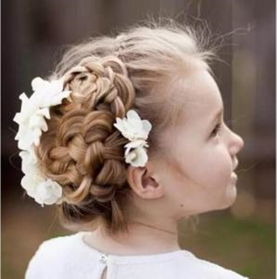 小女孩辫子100种图解算什么 儿童公主发型简单又漂亮(2)