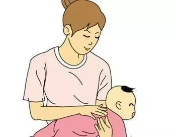 新生儿吃奶后拍嗝最简单的方法