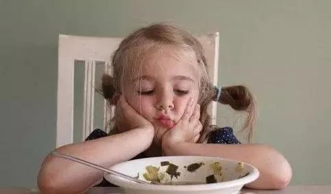 小孩不爱吃饭的四个常见原因